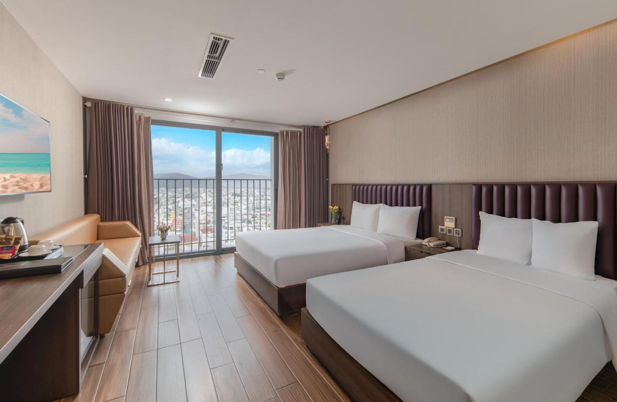 V Hotel Nha Trang Exterior foto
